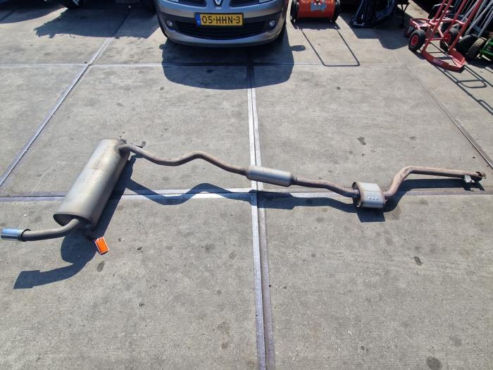 Usagé Echappement (complet) BMW 4 serie Gran Coupe (F36) 418i 1.5 TwinPower Turbo 12V Prix sur demande proposé par Autodemontage Nijmegen