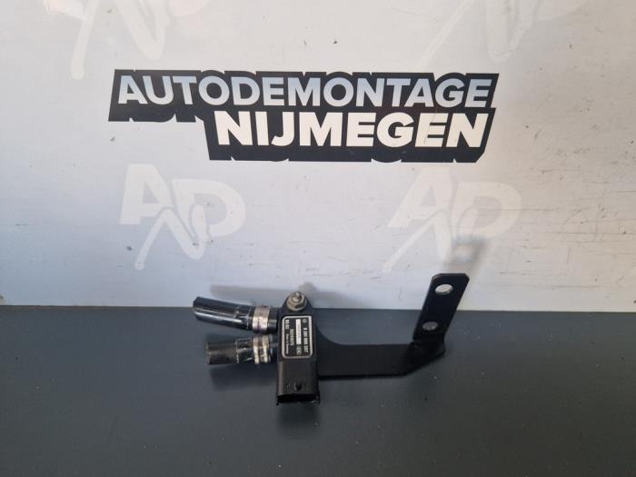 Gebrauchte Kraftstoffdruck Sensor Iveco New Daily VI 35C18, 40C18, 50C18 Preis auf Anfrage angeboten von Autodemontage Nijmegen