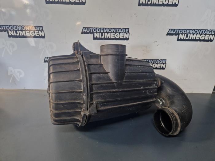 Begagnade Luftfilterhus Peugeot Boxer (U9) 2.2 HDi 110 Euro 5 Pris på förfrågan erbjuds av Autodemontage Nijmegen