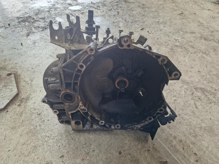 Gebrauchte Getriebe Peugeot Boxer (U9) 2.2 HDi 110 Euro 5 Preis auf Anfrage angeboten von Autodemontage Nijmegen