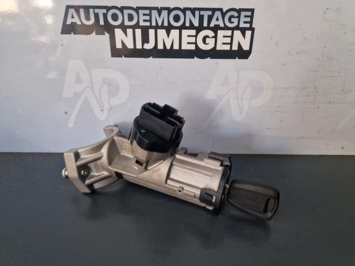 Używane Stacyjka + Kluczyk Peugeot Boxer (U9) 2.2 HDi 110 Euro 5 Cena na żądanie oferowane przez Autodemontage Nijmegen