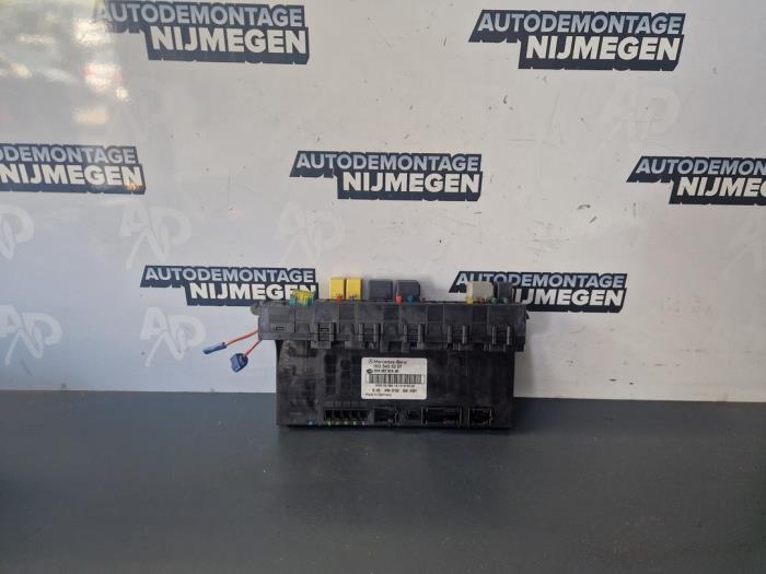 Używane Modul Comfort Mercedes C Combi (S203) 3.2 C-320 V6 18V Cena na żądanie oferowane przez Autodemontage Nijmegen