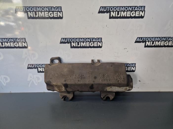 Gebrauchte Abdeckblech Motor Peugeot Boxer (U9) 2.2 HDi 110 Euro 5 Preis auf Anfrage angeboten von Autodemontage Nijmegen