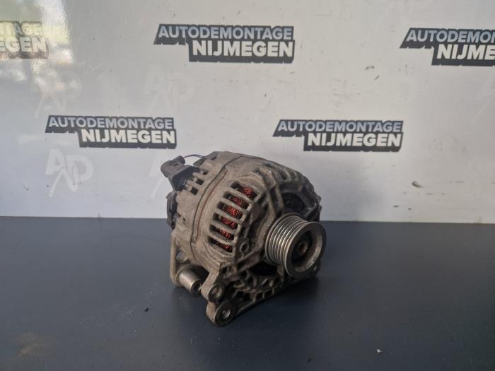 Dynamo Volkswagen Golf V (1K1), 2003 / 2010 1.6 FSI 16V, Fließheck, Benzin, 1.598cc, 85kW (116pk), FWD, BAG, 2003-10 / 2004-07, 1K1 (Gebraucht)