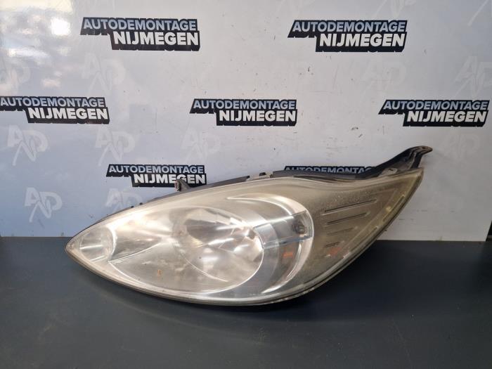 Używane Reflektor lewy Ford Ka II 1.2 Cena na żądanie oferowane przez Autodemontage Nijmegen