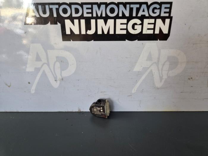 Begagnade Däcktryckssensor Ford Fiesta 6 (JA8) 1.5 TDCi Pris på förfrågan erbjuds av Autodemontage Nijmegen