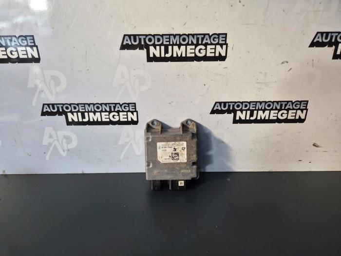 Begagnade Airbagmodul Ford Fiesta 6 (JA8) 1.5 TDCi Pris på förfrågan erbjuds av Autodemontage Nijmegen