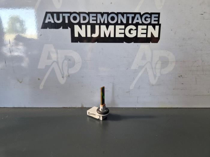 Gebrauchte Temperatursensor innen Volkswagen Tiguan (AD1) 1.5 TSI 16V Preis auf Anfrage angeboten von Autodemontage Nijmegen