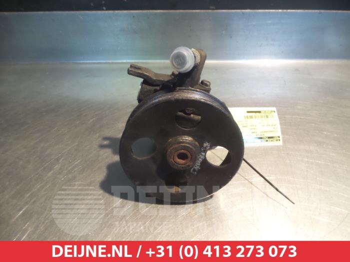 Begagnade Servostyrningspump Kia Sportage (JE) 2.0 CRDi 16V VGT 4x2 Pris € 75,00 Marginaltabell erbjuds av V.Deijne Jap.Auto-onderdelen BV