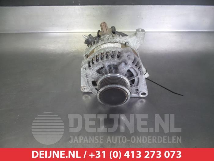 Gebrauchte Dynamo Toyota Auris Touring Sports (E18) 1.4 D-4D-F 16V Preis € 45,00 Margenregelung angeboten von V.Deijne Jap.Auto-onderdelen BV
