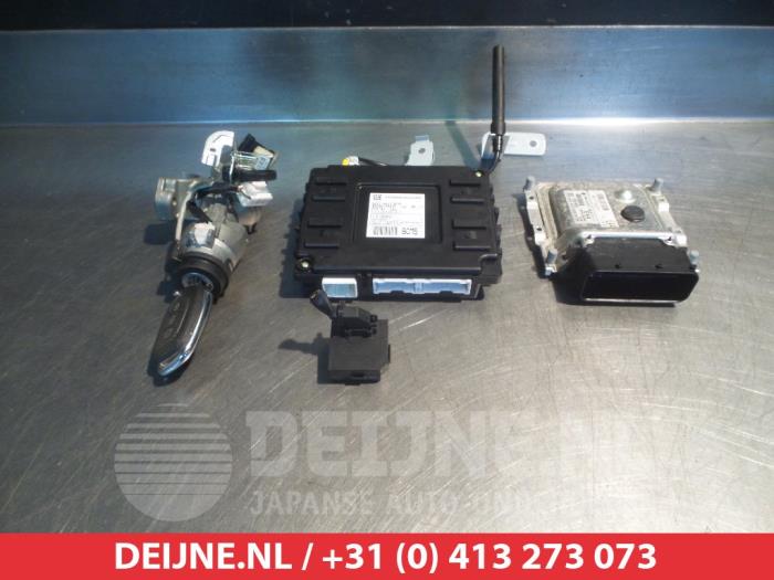 Used Engine management computer Hyundai i10 (B5) 1.0 12V Price € 150,00 Margin scheme offered by V.Deijne Jap.Auto-onderdelen BV