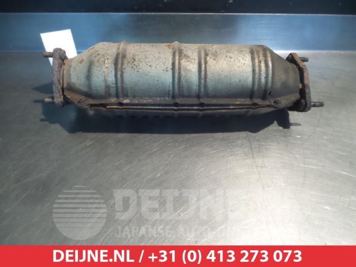 Used Honda Accord Catalytic Converter N22a1 V Deijne Auto Catalytic Converter From A Honda Accord 2002