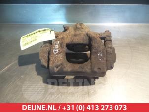Used Front brake calliper, right Toyota Auris (E15) 2.2 D-CAT 16V Price € 35,00 Margin scheme offered by V.Deijne Jap.Auto-onderdelen BV