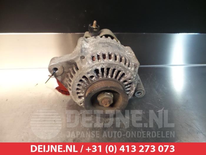 Begagnade Dynamo Honda HR-V (GH) 1.6 16V 4x4 Pris € 25,00 Marginaltabell erbjuds av V.Deijne Jap.Auto-onderdelen BV