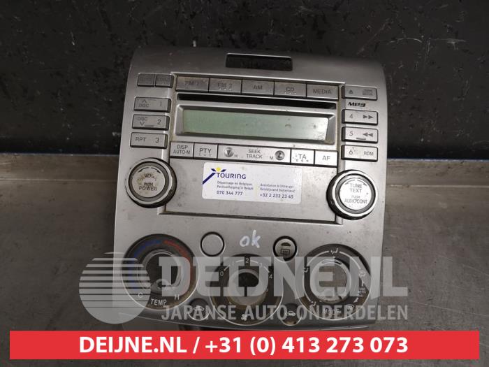 Używane Radio Mazda BT-50 2.5 Di 16V 4x4 Cena na żądanie oferowane przez V.Deijne Jap.Auto-onderdelen BV