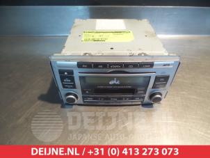 Używane Radio Hyundai Santa Fe II (CM) 2.2 CRDi 16V 4x4 Cena € 75,00 Procedura marży oferowane przez V.Deijne Jap.Auto-onderdelen BV