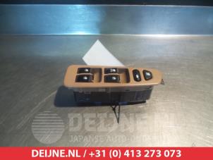 Used Multi-functional window switch Ssang Yong Rexton 2.9 TD GLX Price on request offered by V.Deijne Jap.Auto-onderdelen BV