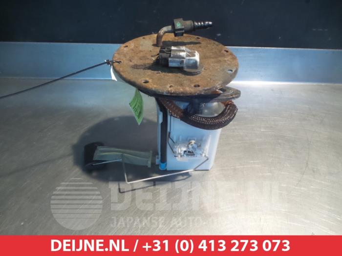 Usagé Pompe à carburant Kia Carnival/Grand Carnival 3 2.7 V6 24V Prix € 100,00 Règlement à la marge proposé par V.Deijne Jap.Auto-onderdelen BV