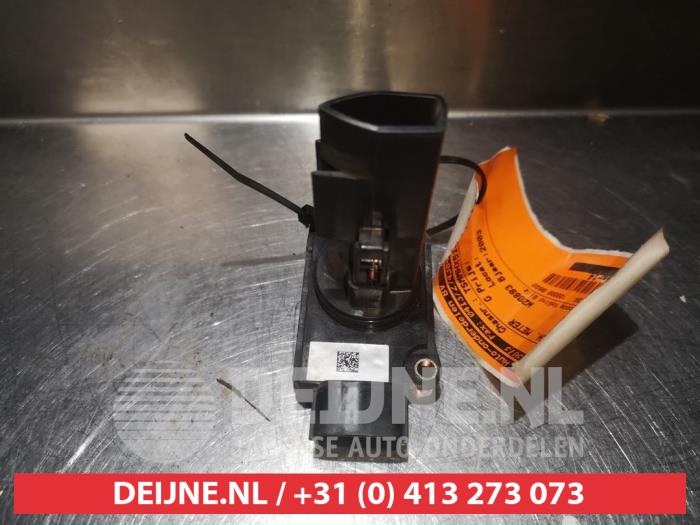 Usagé Débitmètre Suzuki New Ignis (MH) 1.3 16V Prix € 35,00 Règlement à la marge proposé par V.Deijne Jap.Auto-onderdelen BV
