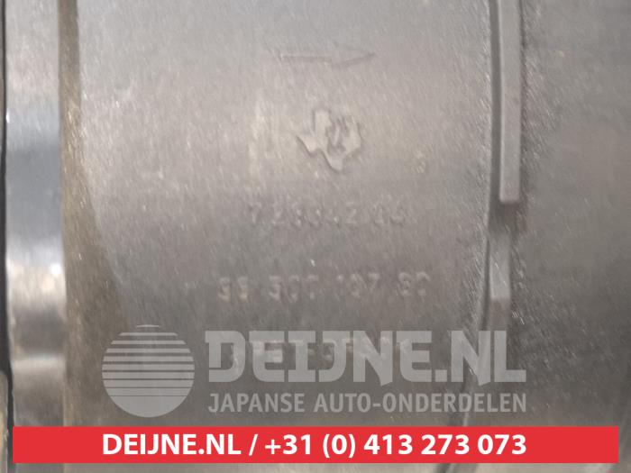 Luftmengenmesser van een Suzuki SX4 (EY/GY) 1.6 DDiS 2007