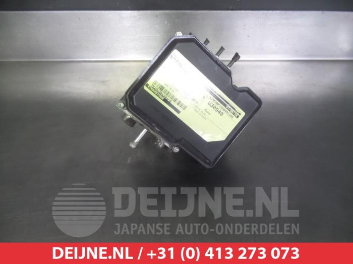 Usagé Bloc ABS Nissan Juke (F15) 1.6 DIG-T 16V 4x4 Prix € 100,00 Règlement à la marge proposé par V.Deijne Jap.Auto-onderdelen BV