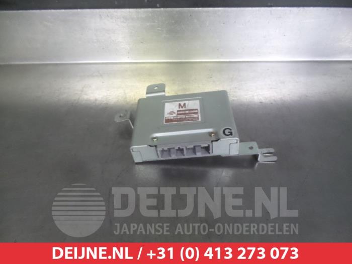 Used Automatic gearbox computer Nissan X-Trail (T30) 2.0 16V 4x4 Price € 75,00 Margin scheme offered by V.Deijne Jap.Auto-onderdelen BV