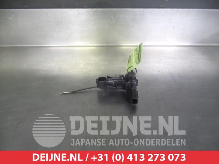 Begagnade Luftflödesmätare Toyota Yaris III (P13) 1.4 D-4D-F Pris € 30,00 Marginaltabell erbjuds av V.Deijne Jap.Auto-onderdelen BV