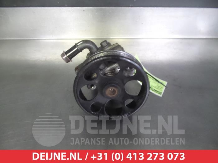 Usagé Pompe de direction Chevrolet Orlando (YYM/YYW) 2.0 D 16V Prix € 75,00 Règlement à la marge proposé par V.Deijne Jap.Auto-onderdelen BV