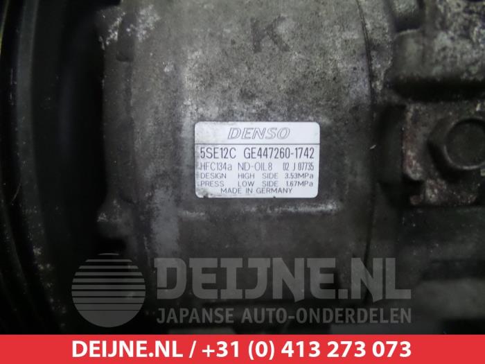 Air conditioning pump from a Toyota Avensis (T25/B1B) 2.2 D-4D 16V 2008