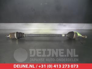 Used Front drive shaft, right Nissan Almera (N16) 1.5 16V Price € 40,00 Margin scheme offered by V.Deijne Jap.Auto-onderdelen BV