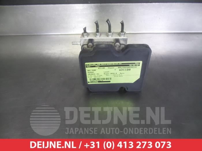 Usagé Pompe ABS Suzuki Celerio (LF) 1.0 12V Dualjet Prix € 100,00 Règlement à la marge proposé par V.Deijne Jap.Auto-onderdelen BV