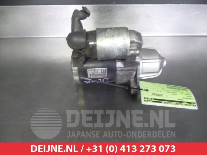 Anlasser Suzuki Kizashi (FRE/FRF), 2010 / 2015 2.4 16V, Limousine, 4-tr, Benzin, 2.393cc, 131kW (178pk), FWD, J24B, 2010-10 / 2015-02, FRE9 (Gebraucht)
