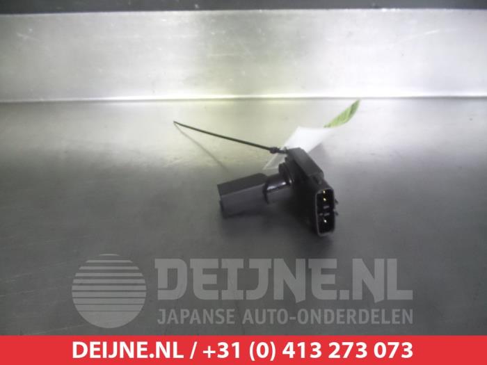 Begagnade Luftflödesmätare Toyota Corolla Verso (R10/11) 2.0 D-4D 16V Pris € 25,00 Marginaltabell erbjuds av V.Deijne Jap.Auto-onderdelen BV