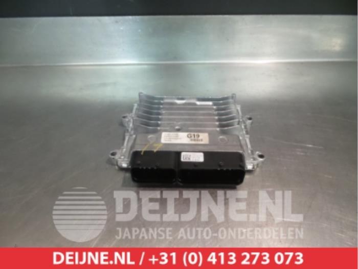 Used Automatic gearbox computer Hyundai i40 (VFA) 1.7 CRDi 16V Price € 100,00 Margin scheme offered by V.Deijne Jap.Auto-onderdelen BV