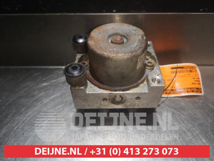 Usagé Bloc ABS Mazda MPV (LW19/69) 2.3 16V Prix € 50,00 Règlement à la marge proposé par V.Deijne Jap.Auto-onderdelen BV