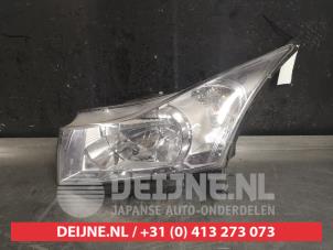 Used Headlight, left Chevrolet Cruze 1.7 D Price € 100,00 Margin scheme offered by V.Deijne Jap.Auto-onderdelen BV