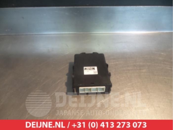 Used Automatic gearbox computer Toyota Auris (E15) 1.8 16V HSD Full Hybrid Price € 50,00 Margin scheme offered by V.Deijne Jap.Auto-onderdelen BV