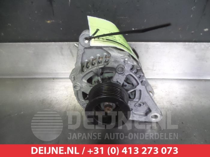 Begagnade Dynamo Suzuki Swift (ZC/ZD) 1.0 Booster Jet Turbo 12V Pris € 100,00 Marginaltabell erbjuds av V.Deijne Jap.Auto-onderdelen BV