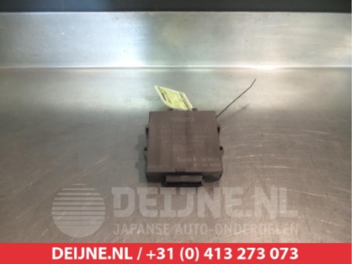 Usagé Module PDC Toyota Avensis Wagon (T27) 2.0 16V D-4D-F Prix € 50,00 Règlement à la marge proposé par V.Deijne Jap.Auto-onderdelen BV