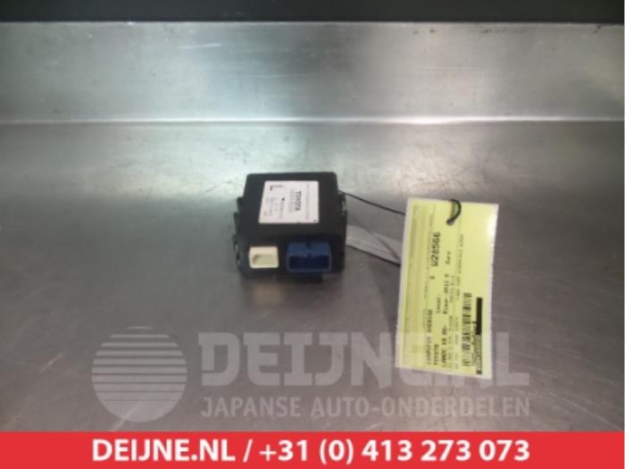 Gebrauchte Scheibenwischer Modul Toyota Land Cruiser V8 (J20) 4.5 D-4D 32V Preis auf Anfrage angeboten von V.Deijne Jap.Auto-onderdelen BV