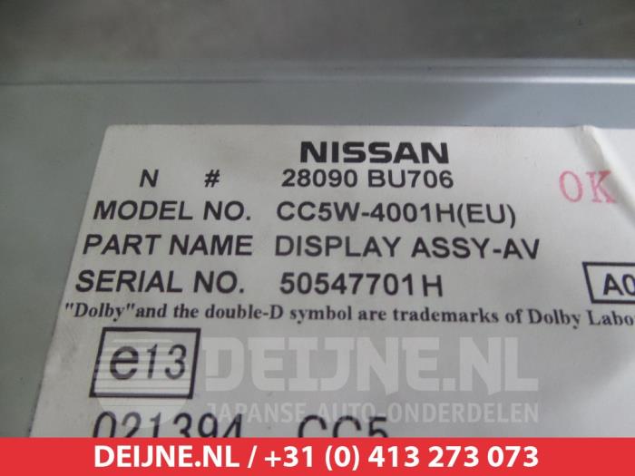 Navigation Display van een Nissan Almera Tino (V10M) 1.8 16V 2005