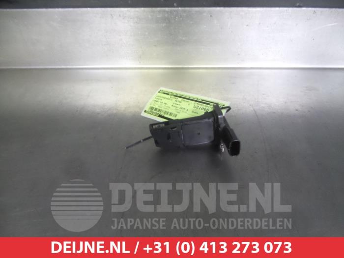 Begagnade Luftflödesmätare Toyota Land Cruiser V8 (J20) 4.5 D-4D 32V Pris € 35,00 Marginaltabell erbjuds av V.Deijne Jap.Auto-onderdelen BV