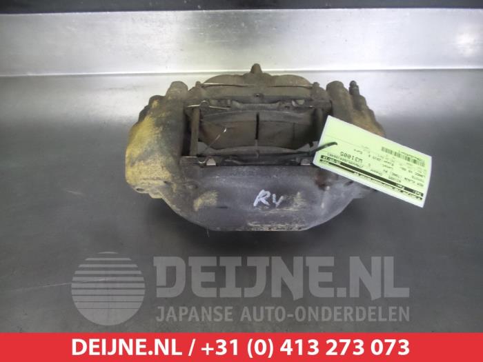 Gebrauchte Bremszange rechts vorne Toyota Land Cruiser V8 (J20) 4.5 D-4D 32V Preis € 100,00 Margenregelung angeboten von V.Deijne Jap.Auto-onderdelen BV