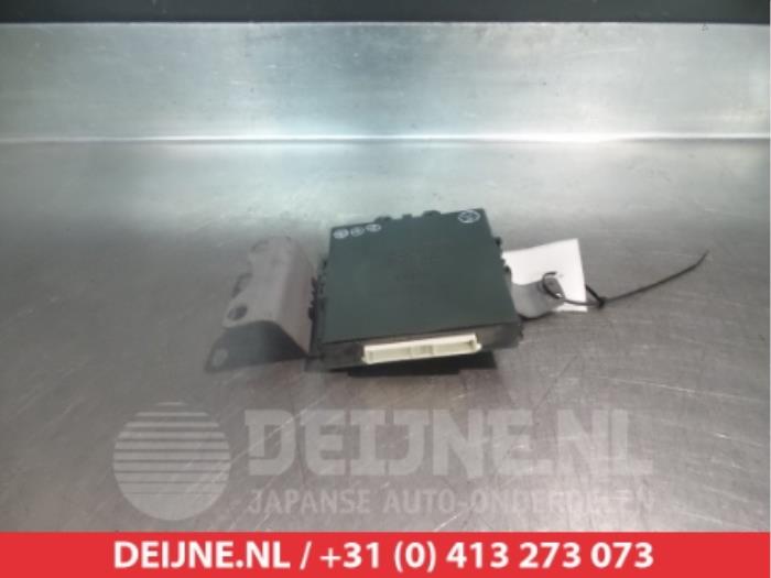 Usados Módulo PDC Lexus IS (E2) 220d 16V Precio € 50,00 Norma de margen ofrecido por V.Deijne Jap.Auto-onderdelen BV