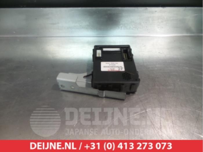 Used Body control computer Suzuki Grand Vitara II (JT) 1.9 DDiS Price € 60,00 Margin scheme offered by V.Deijne Jap.Auto-onderdelen BV
