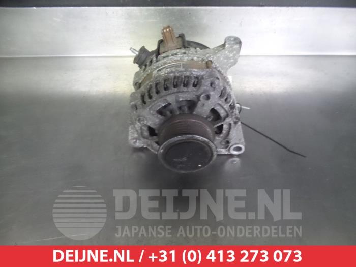 Usagé Dynamo Toyota Yaris III (P13) 1.4 D-4D-F Prix € 45,00 Règlement à la marge proposé par V.Deijne Jap.Auto-onderdelen BV