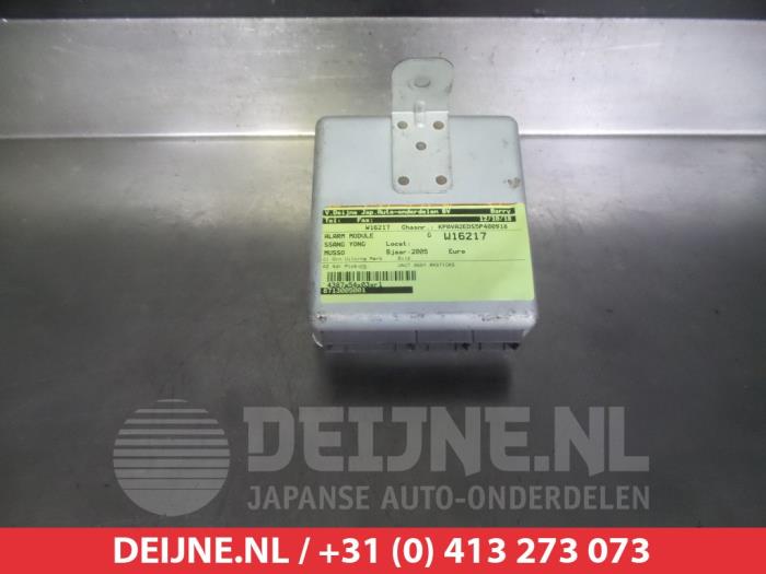 Używane Modul alarmu Ssang Yong Musso 2.9 TD Cena € 20,00 Procedura marży oferowane przez V.Deijne Jap.Auto-onderdelen BV