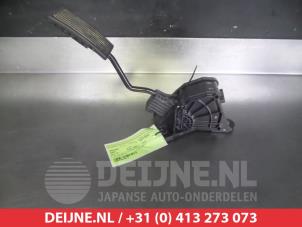 Used Accelerator pedal Honda CR-V (RE) 2.2 i-CTDi 16V Price on request offered by V.Deijne Jap.Auto-onderdelen BV