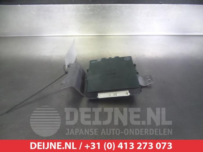 Usados Módulo PDC Lexus IS (E2) 220d 16V Precio € 50,00 Norma de margen ofrecido por V.Deijne Jap.Auto-onderdelen BV
