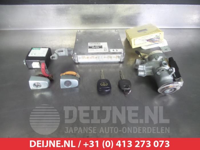 Used Engine management computer Toyota Avensis Verso (M20) 2.0 D-4D 16V Price € 125,00 Margin scheme offered by V.Deijne Jap.Auto-onderdelen BV